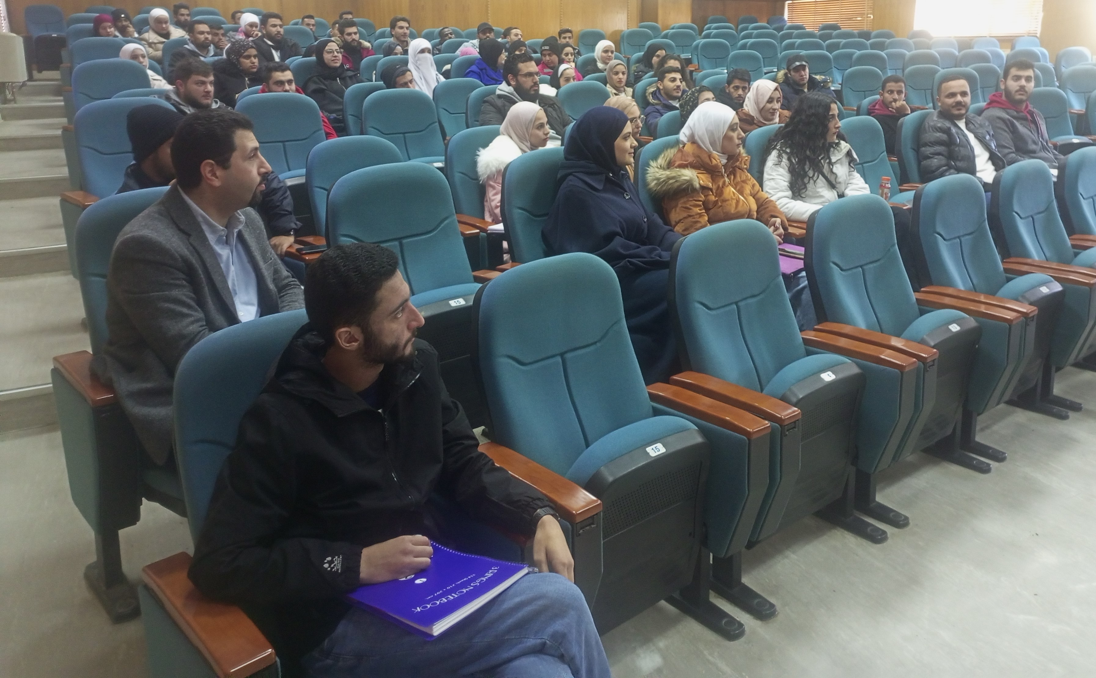 صناعة الدواجن2.JPG